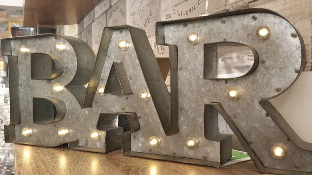 photo bar